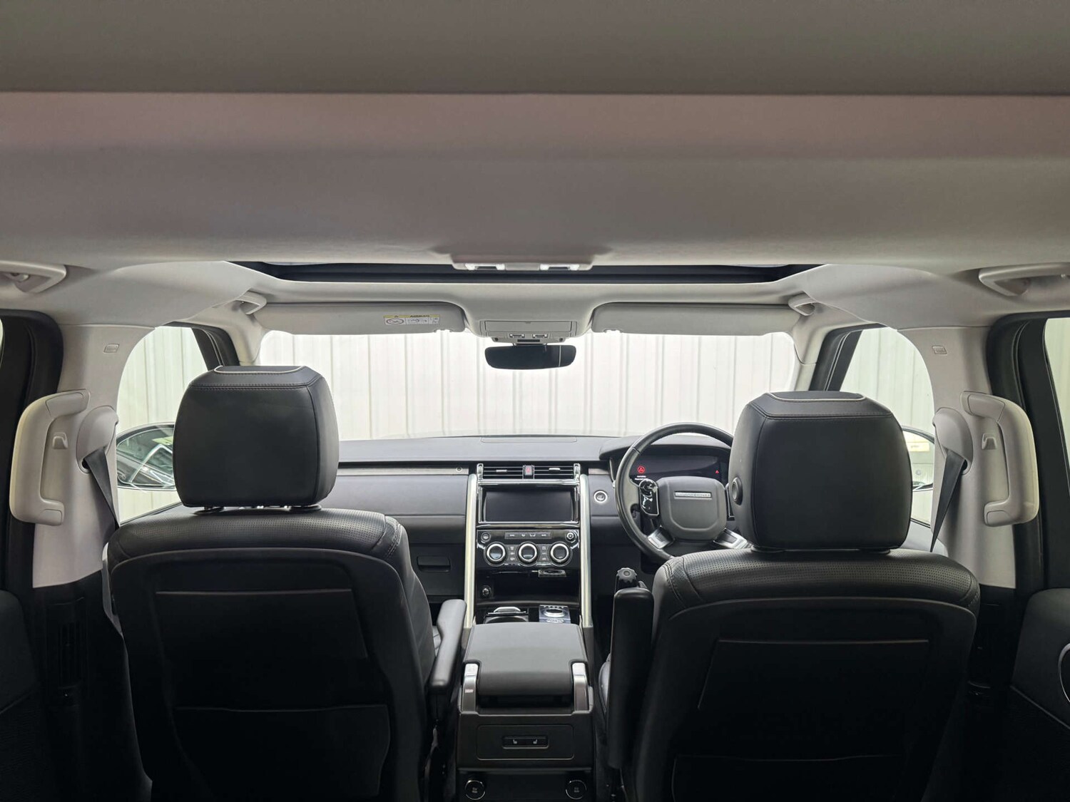 Used Land Rover Discovery 2019 for sale - 77548565: Photo 46