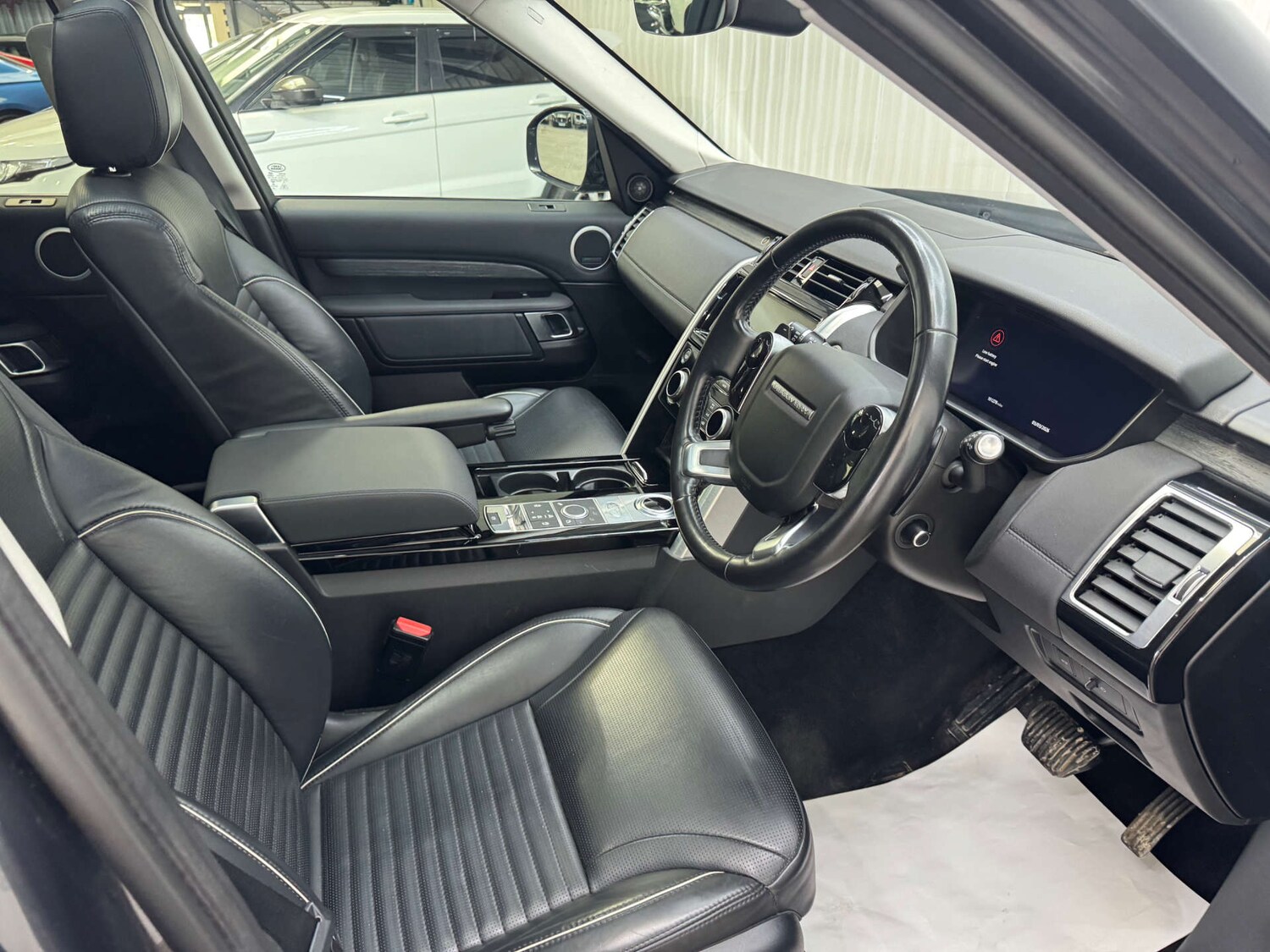 Used Land Rover Discovery 2019 for sale - 77548565: Photo 49