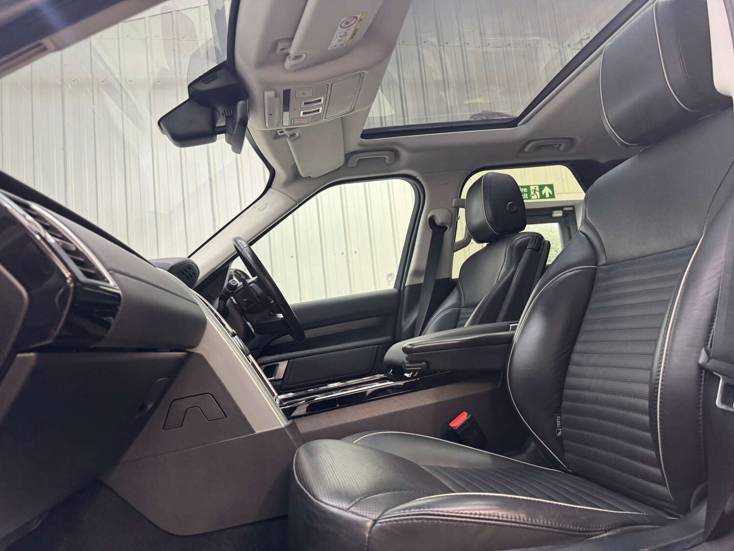 Used Land Rover Discovery 2019 for sale - 77548565: Photo 58