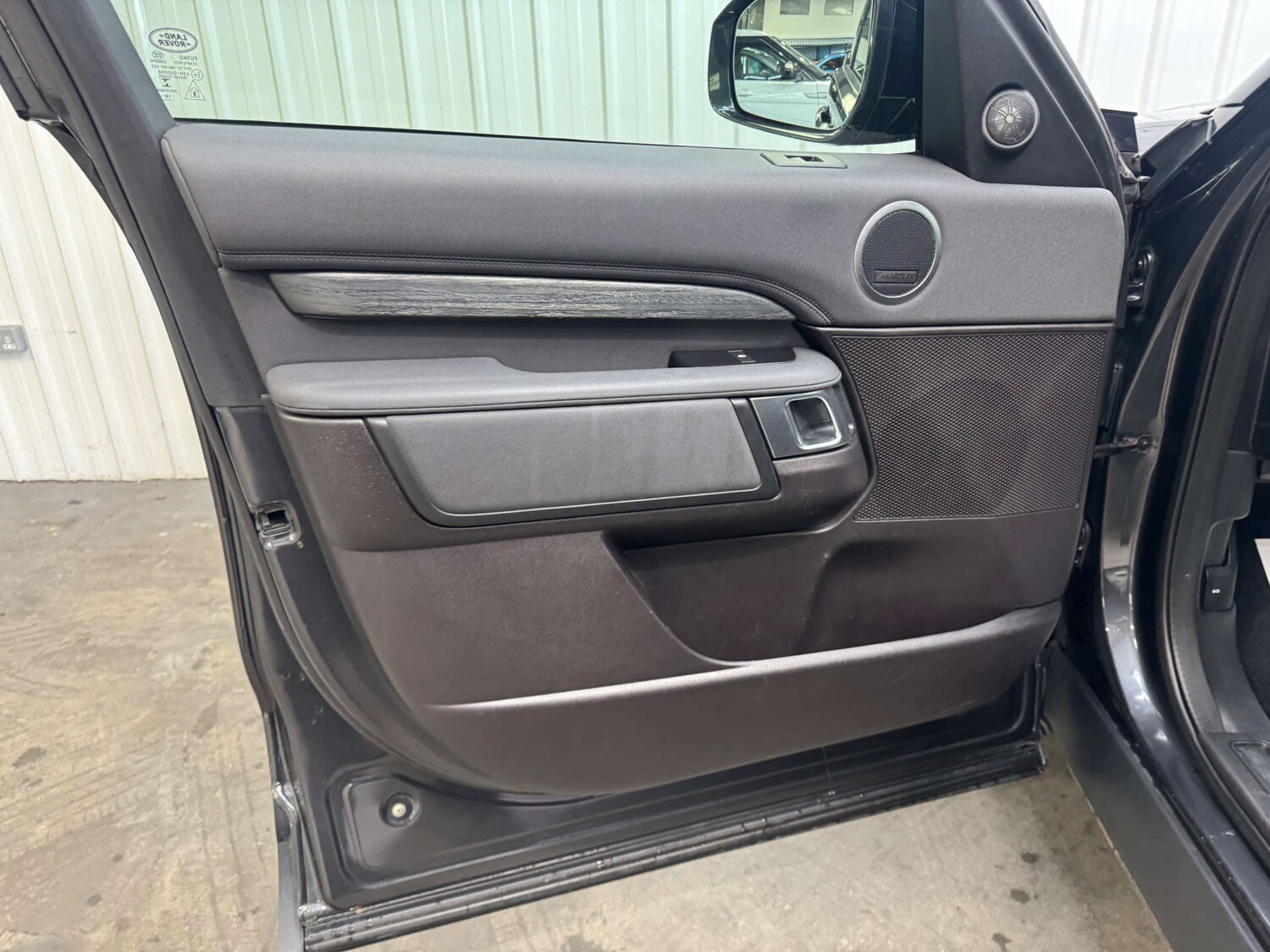 Used Land Rover Discovery 2019 for sale - 77548565: Photo 59