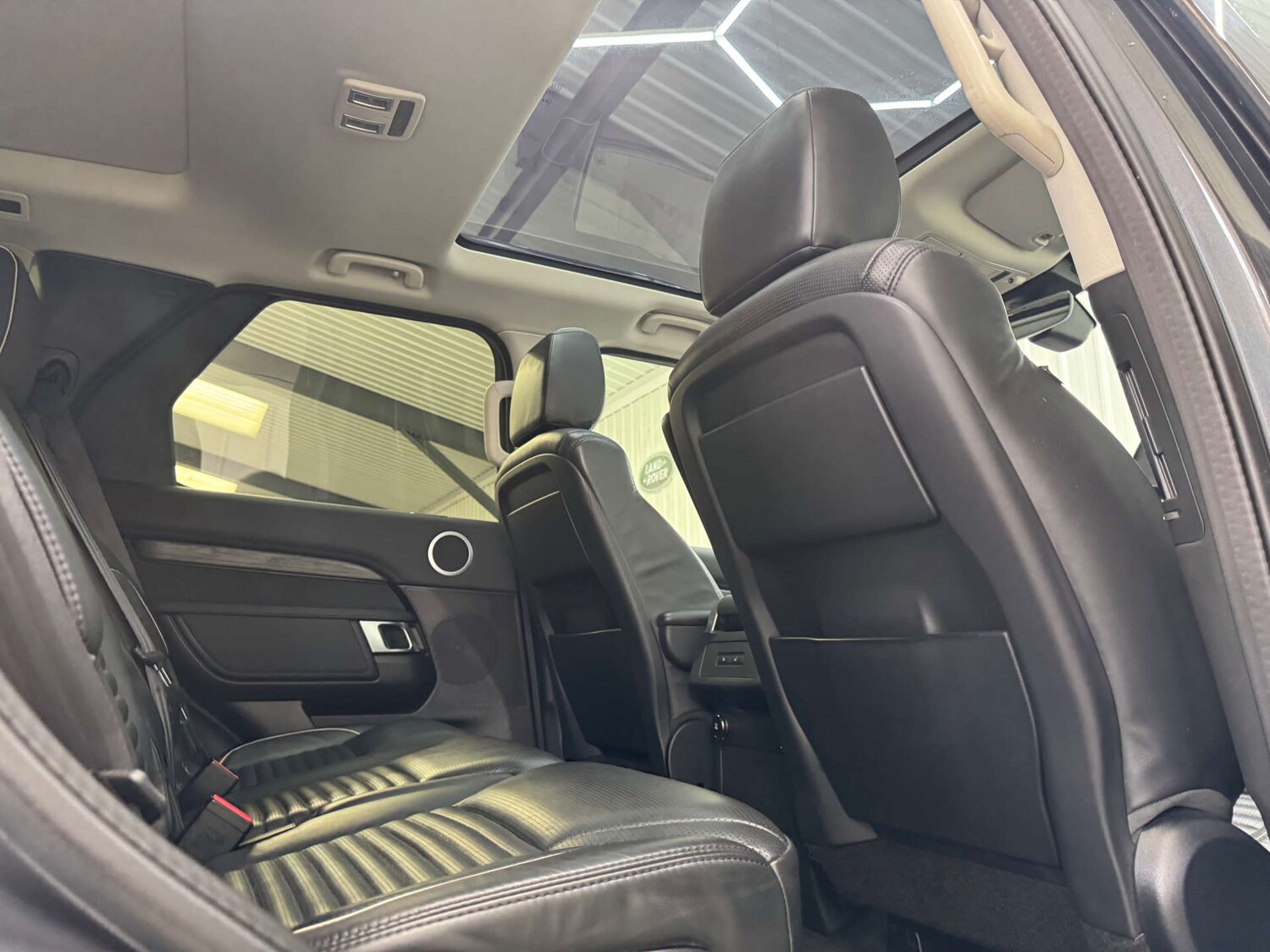 Used Land Rover Discovery 2019 for sale - 77548565: Photo 61