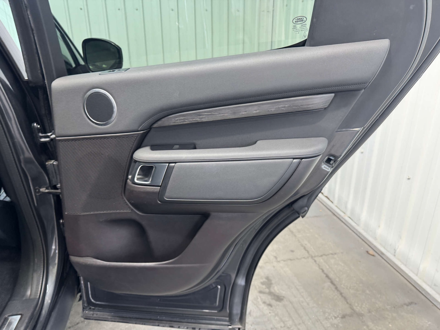 Used Land Rover Discovery 2019 for sale - 77548565: Photo 65