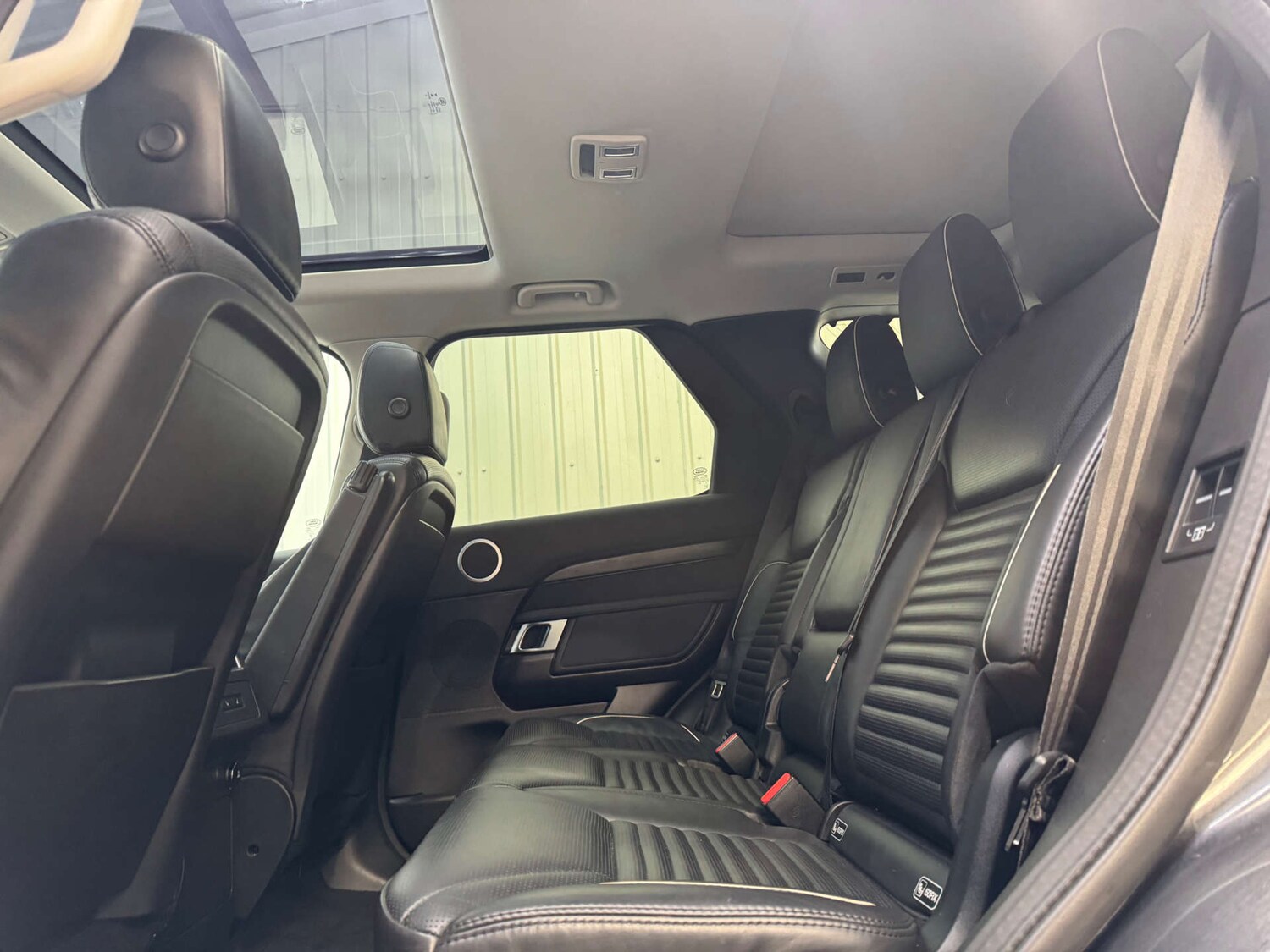Used Land Rover Discovery 2019 for sale - 77548565: Photo 69