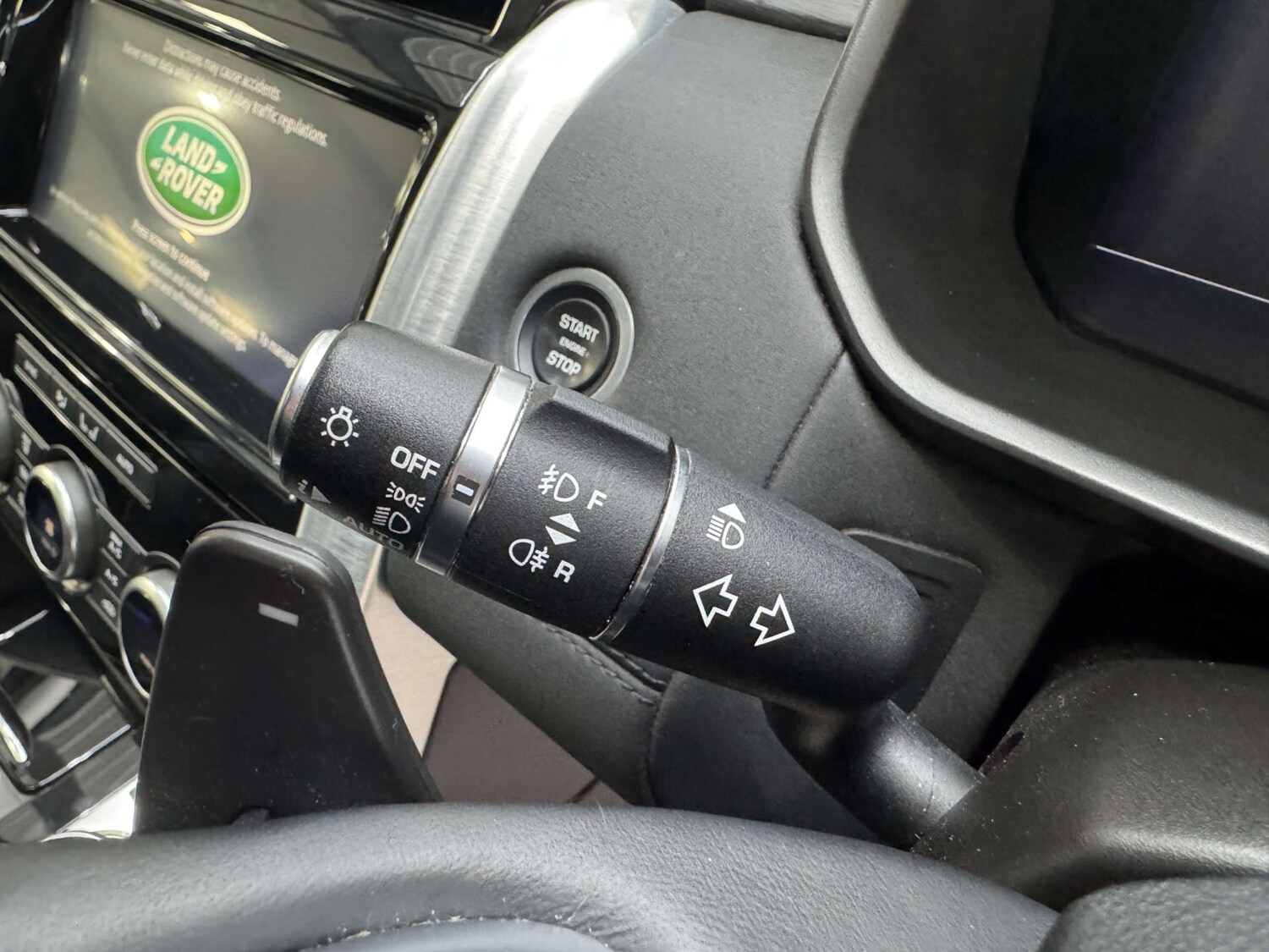 Used Land Rover Discovery 2019 for sale - 77548565: Photo 75