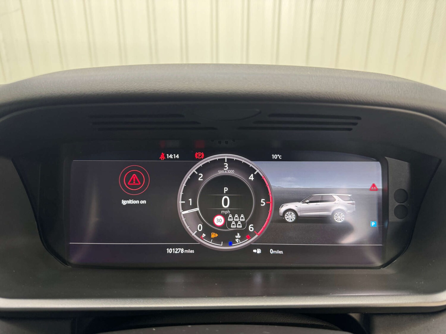 Used Land Rover Discovery 2019 for sale - 77548565: Photo 78