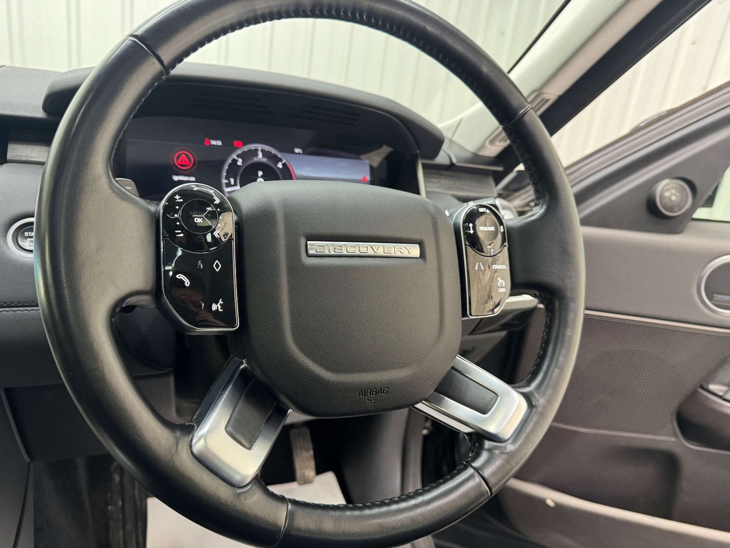 Used Land Rover Discovery 2019 for sale - 77548565: Photo 80