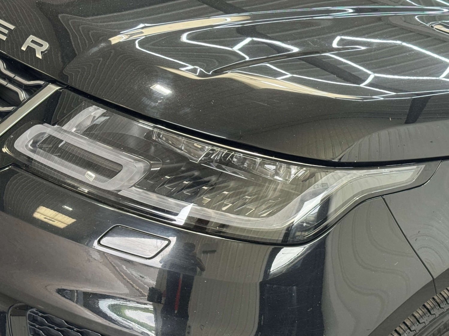 Used Land Rover Range Rover Sport 2018 for sale - 76363890: Photo 28