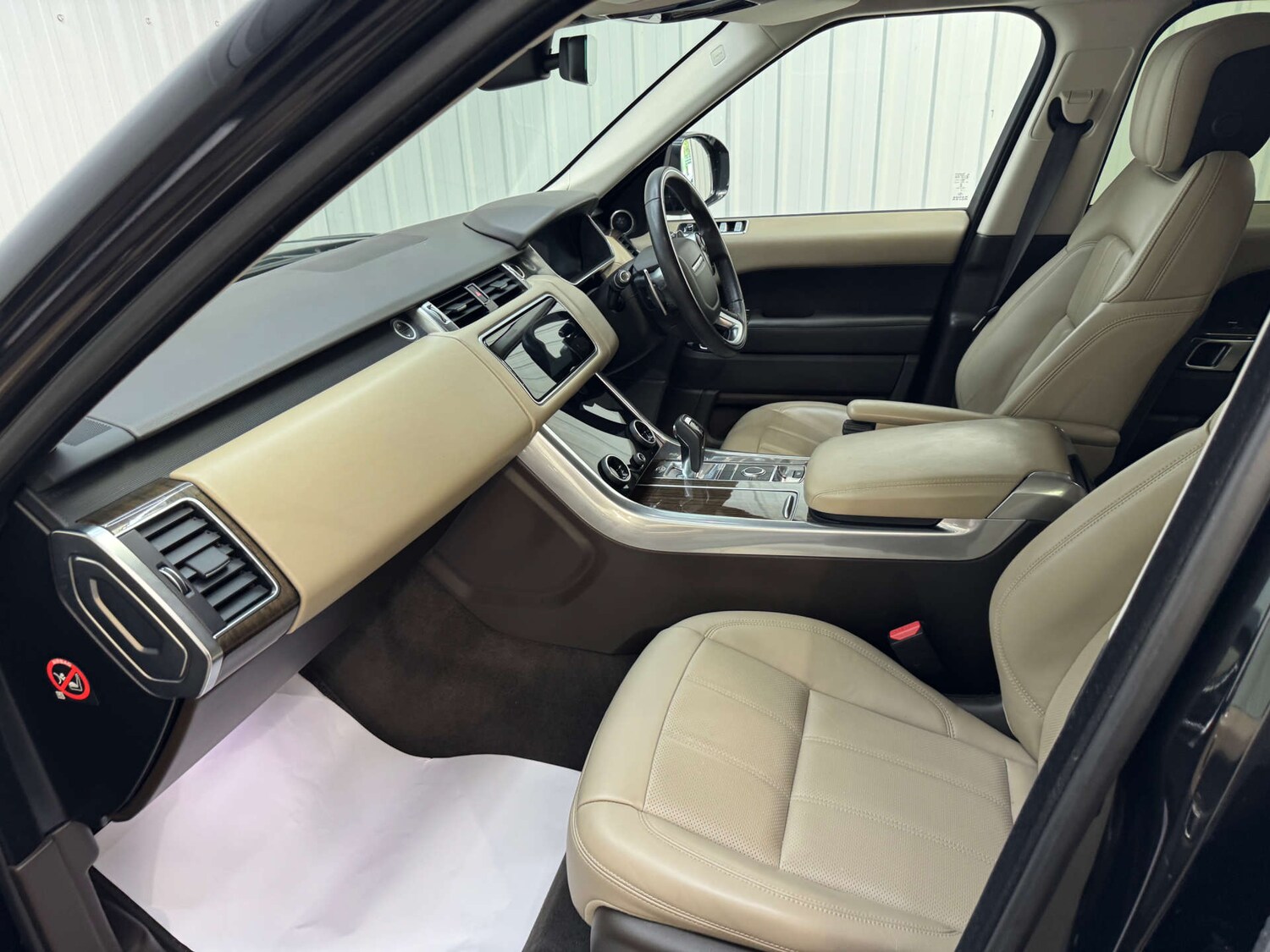 Used Land Rover Range Rover Sport 2018 for sale - 76363890: Photo 53