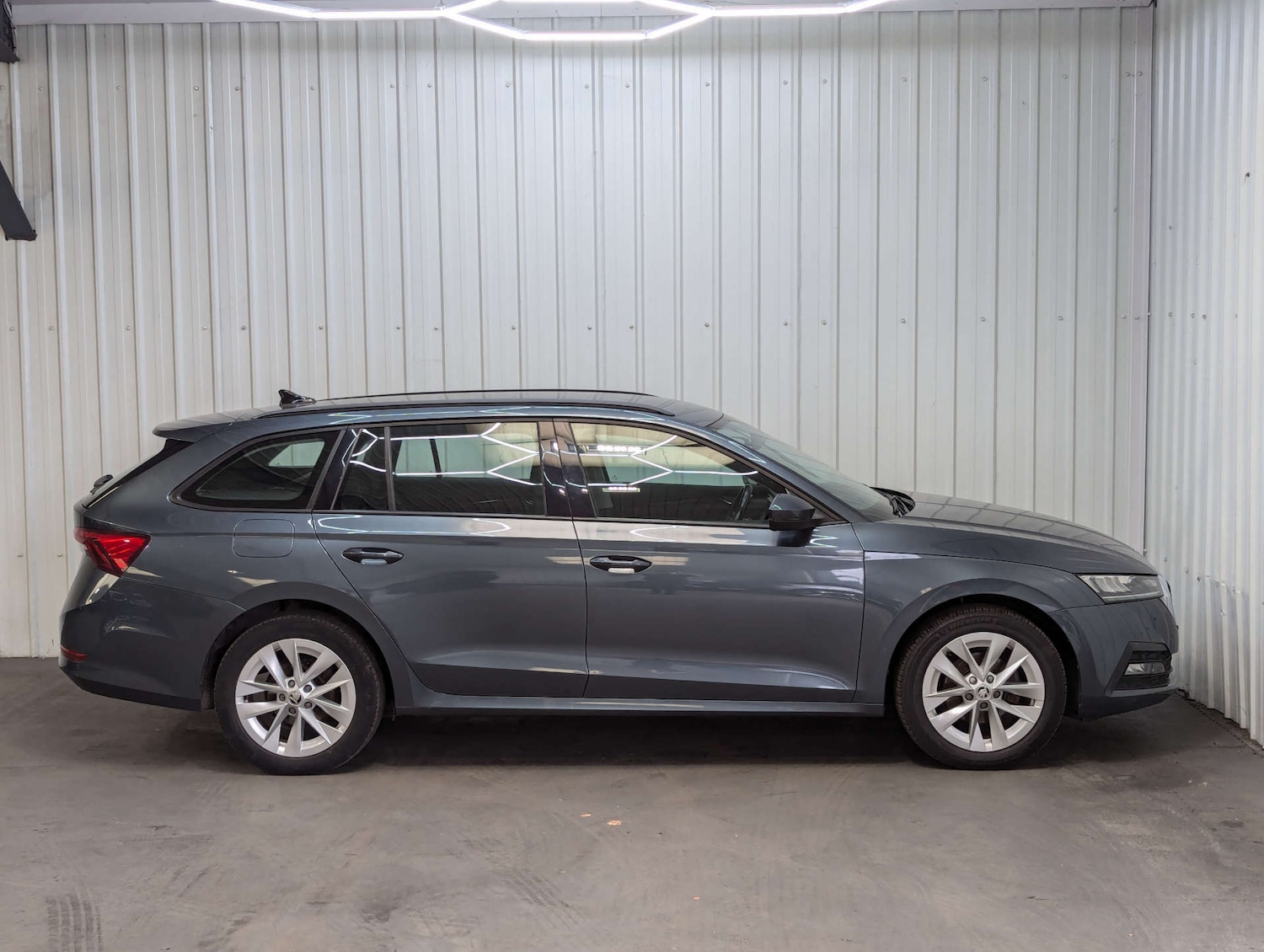 Used Skoda Octavia 2021 for sale - 76363659: Photo 14
