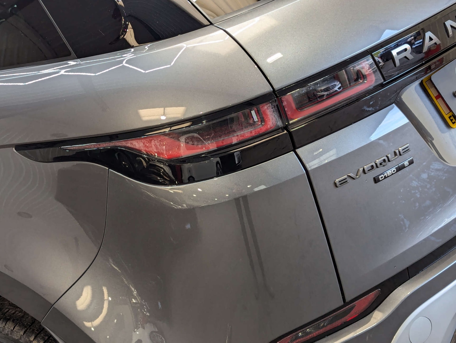 Used Land Rover Range Rover Evoque 2019 for sale - 76858689: Photo 43