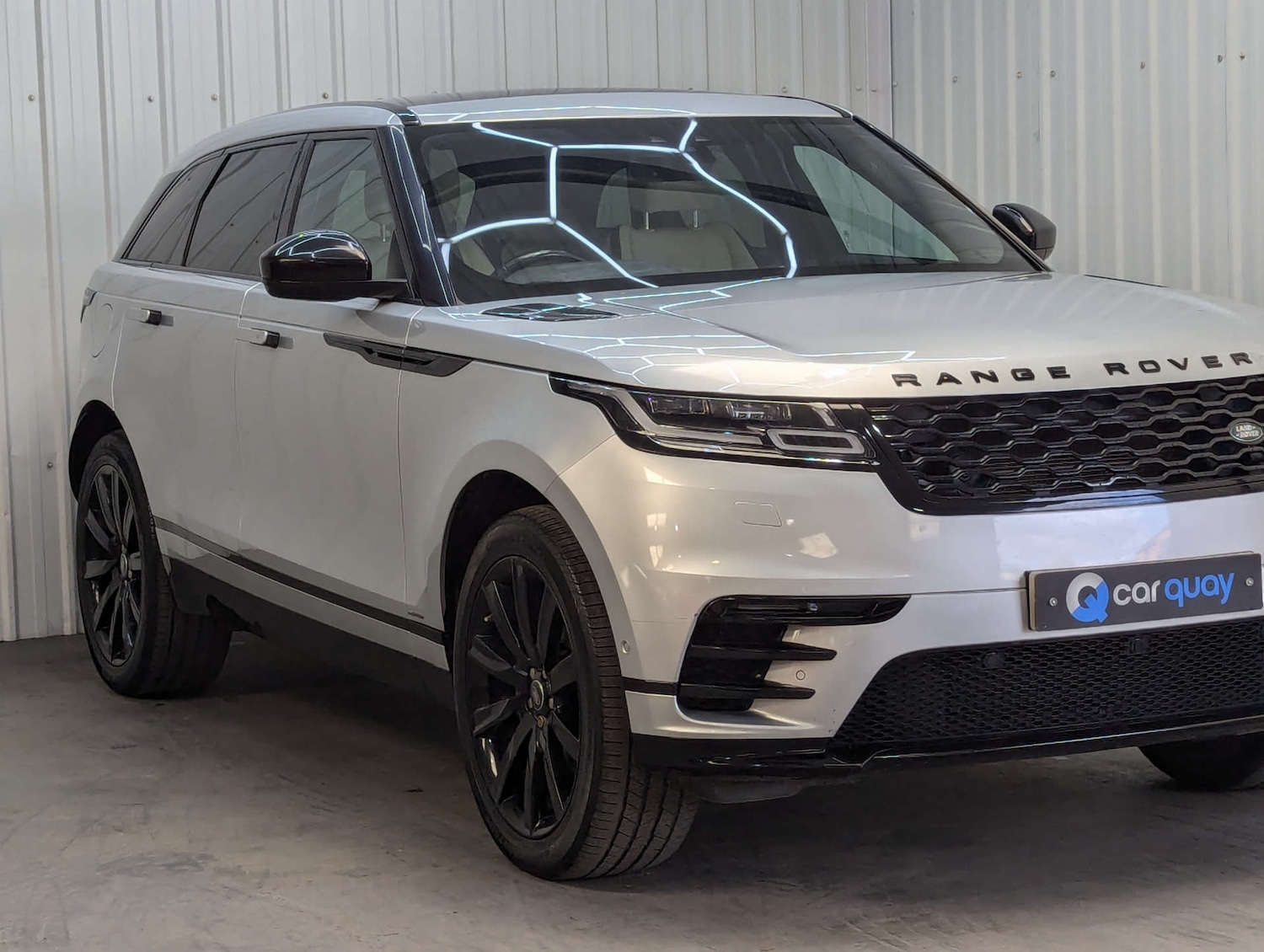 Used Land Rover Range Rover Velar 2018 for sale - 76600903: Photo 17
