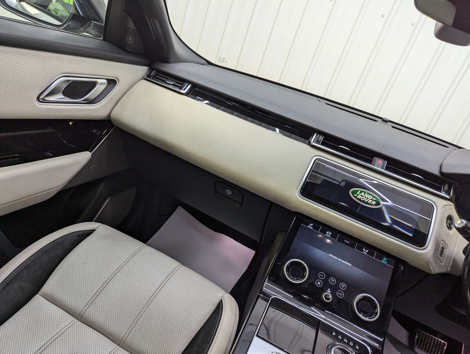 Used Land Rover Range Rover Velar 2018 for sale - 76600903: Photo 47