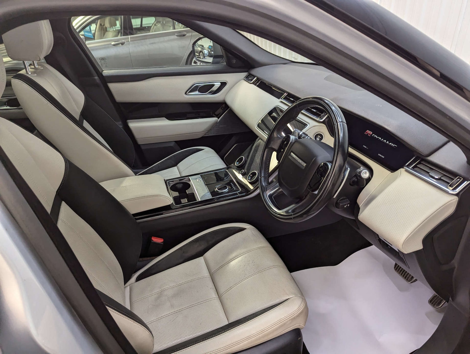 Used Land Rover Range Rover Velar 2018 for sale - 76600903: Photo 49