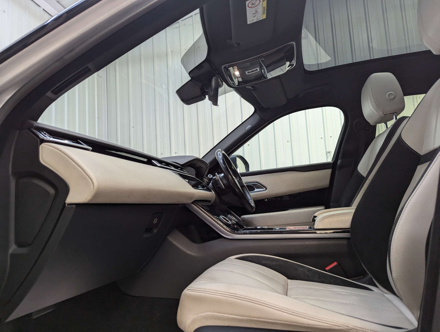 Used Land Rover Range Rover Velar 2018 for sale - 76600903: Photo 56