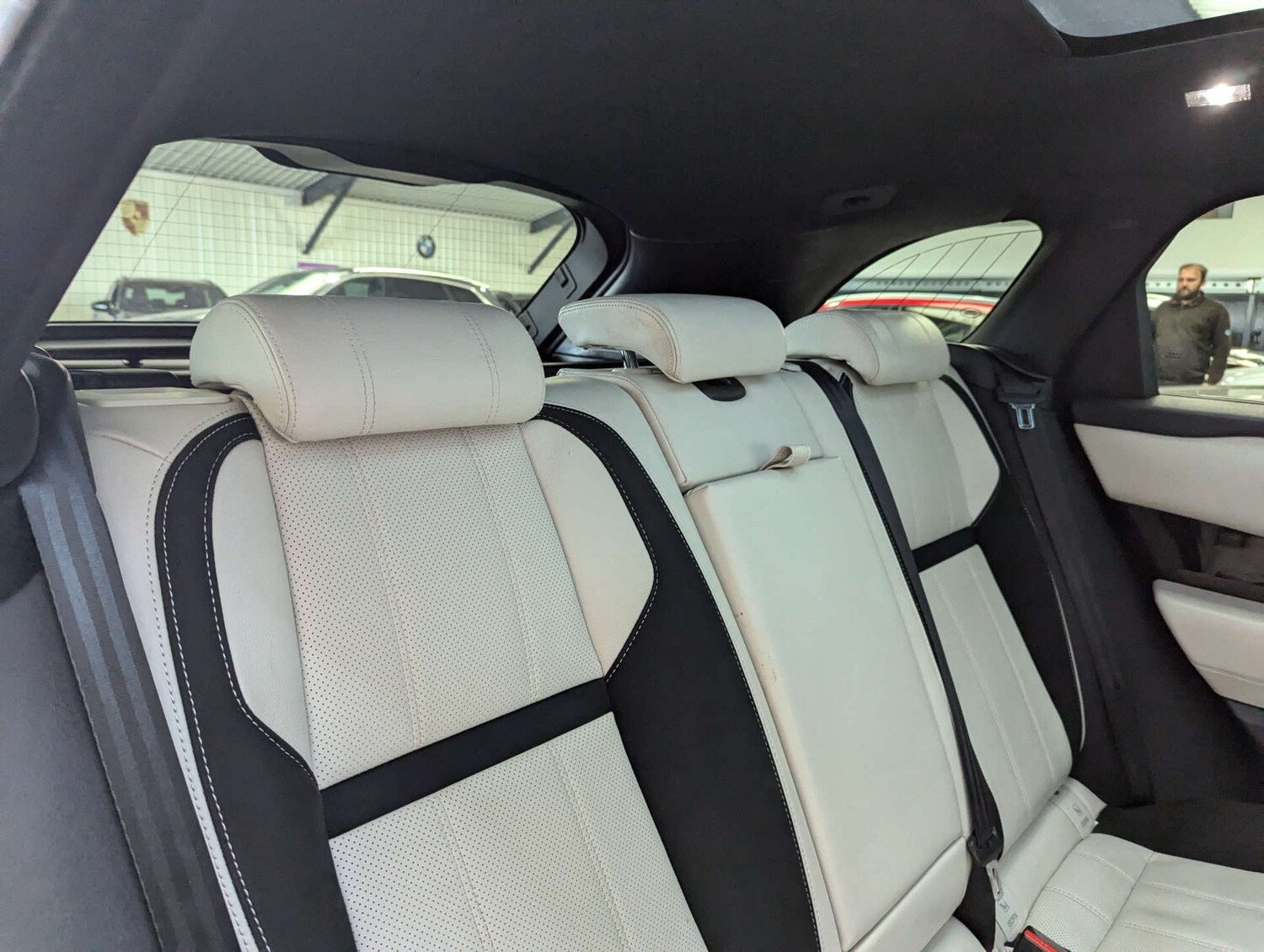 Used Land Rover Range Rover Velar 2018 for sale - 76600903: Photo 62