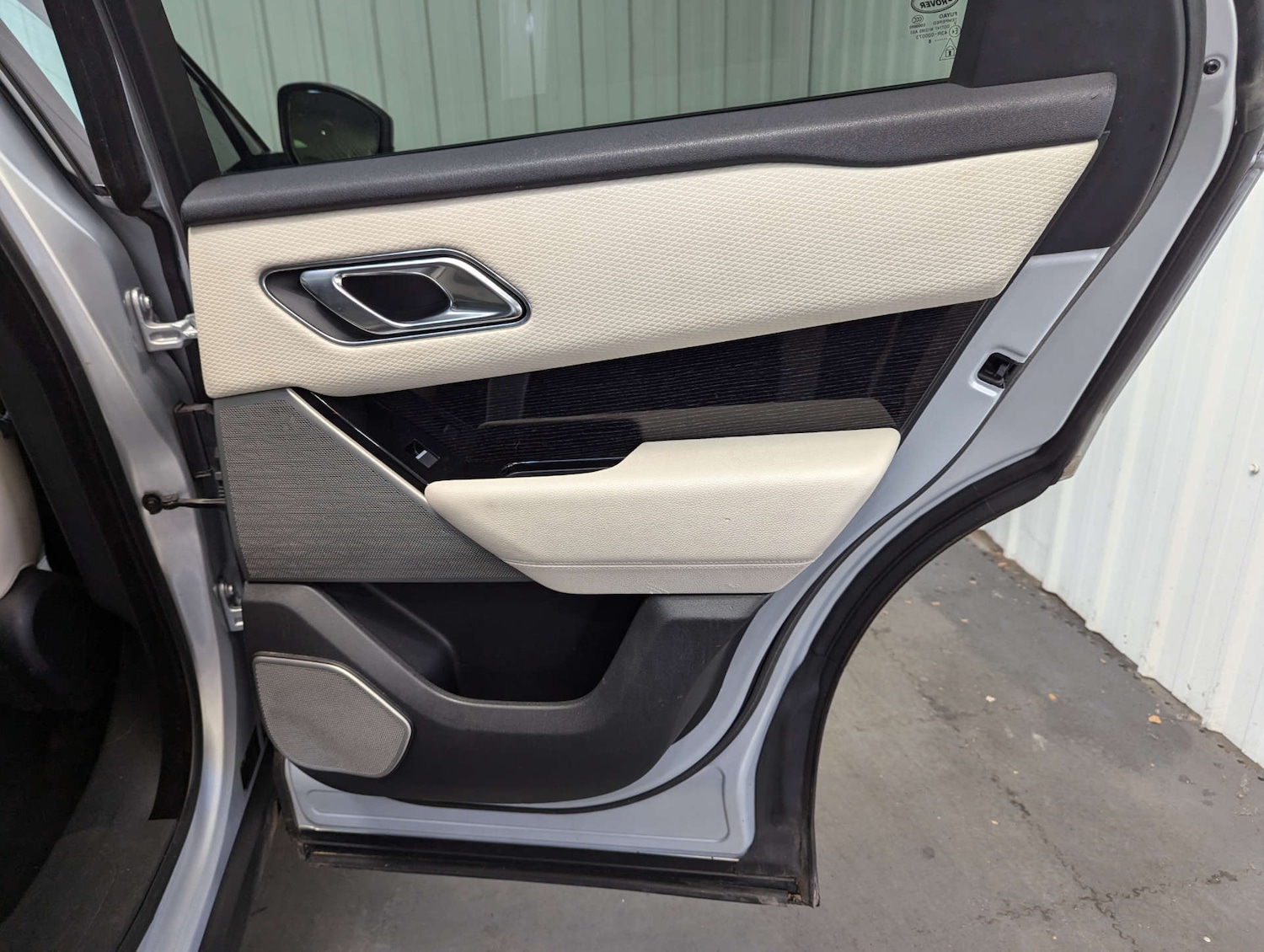 Used Land Rover Range Rover Velar 2018 for sale - 76600903: Photo 65