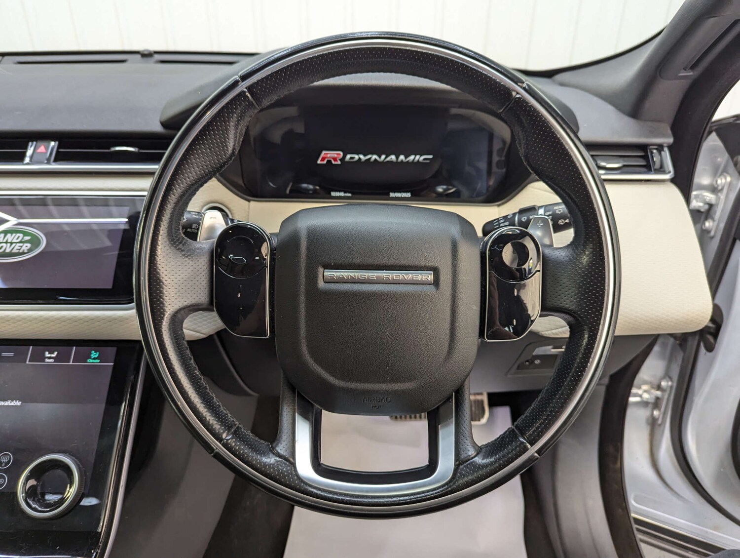 Used Land Rover Range Rover Velar 2018 for sale - 76600903: Photo 74