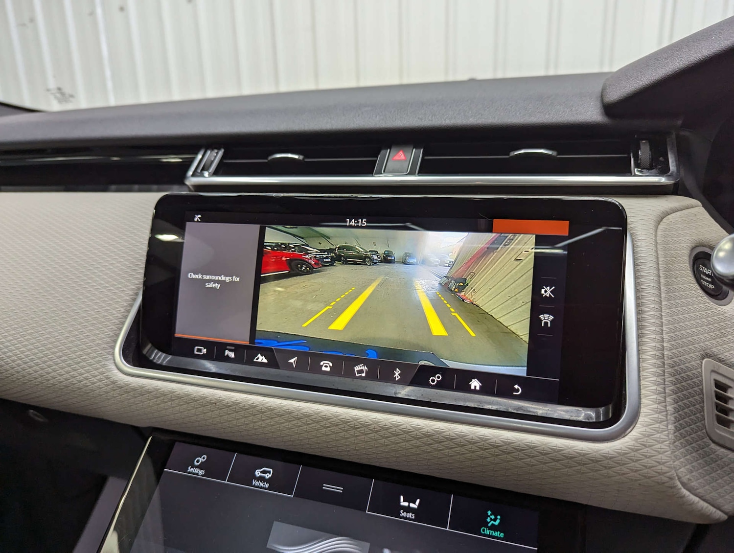 Used Land Rover Range Rover Velar 2018 for sale - 76600903: Photo 85