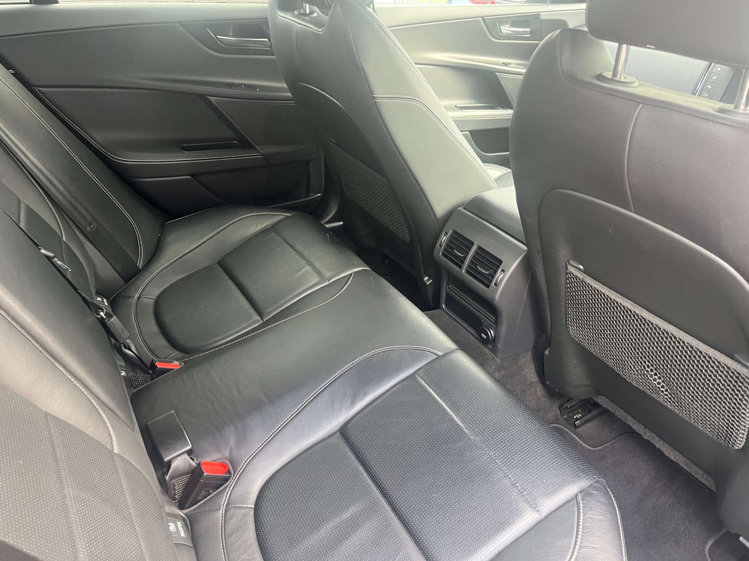 Used Jaguar XE 2017 for sale - 78088761: Photo 13