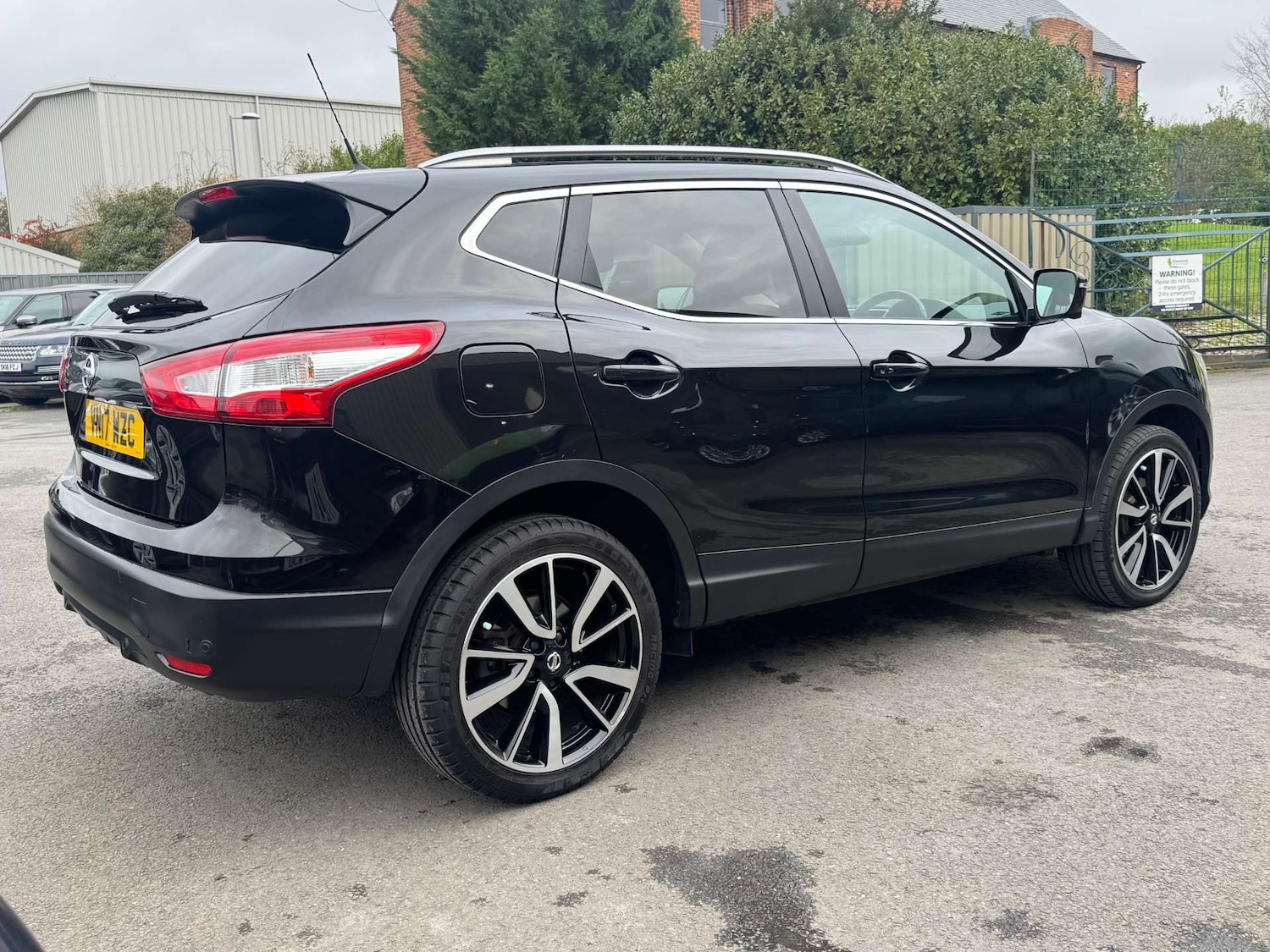 Used Nissan Qashqai 2017 for sale - 76527109: Photo 7