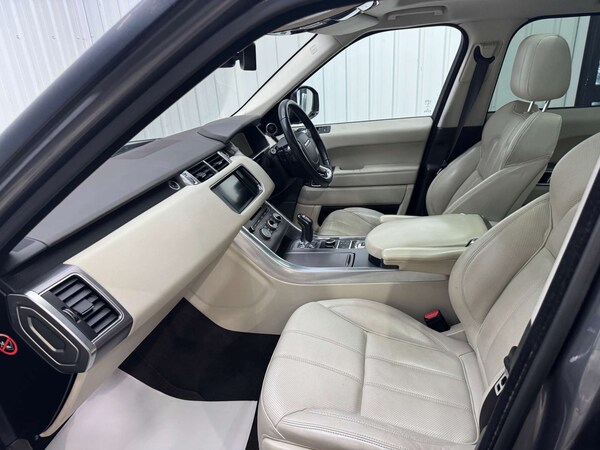 Used Land Rover Range Rover Sport 2015 for sale - 76223048: Photo 47