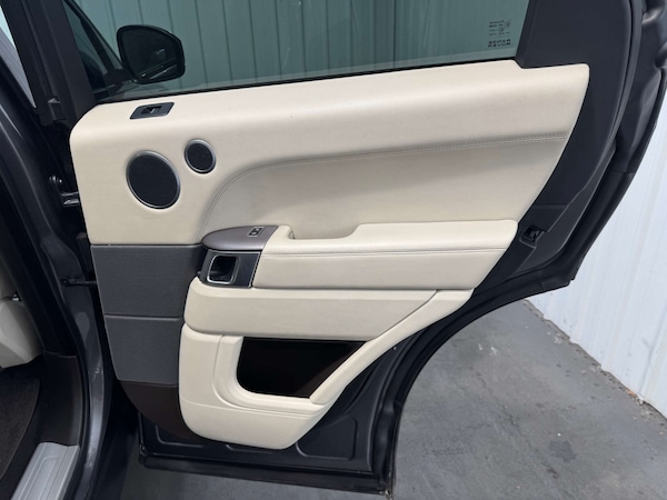 Used Land Rover Range Rover Sport 2015 for sale - 76223048: Photo 58
