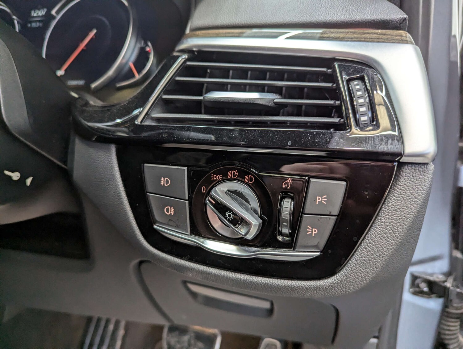 Used BMW 5 Series 2018 for sale - 76363763: Photo 80