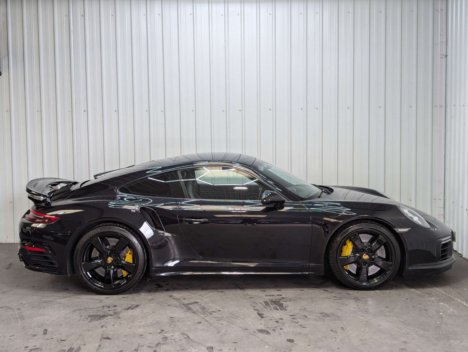 Used Porsche 911 2017 for sale - 76600897: Photo 17