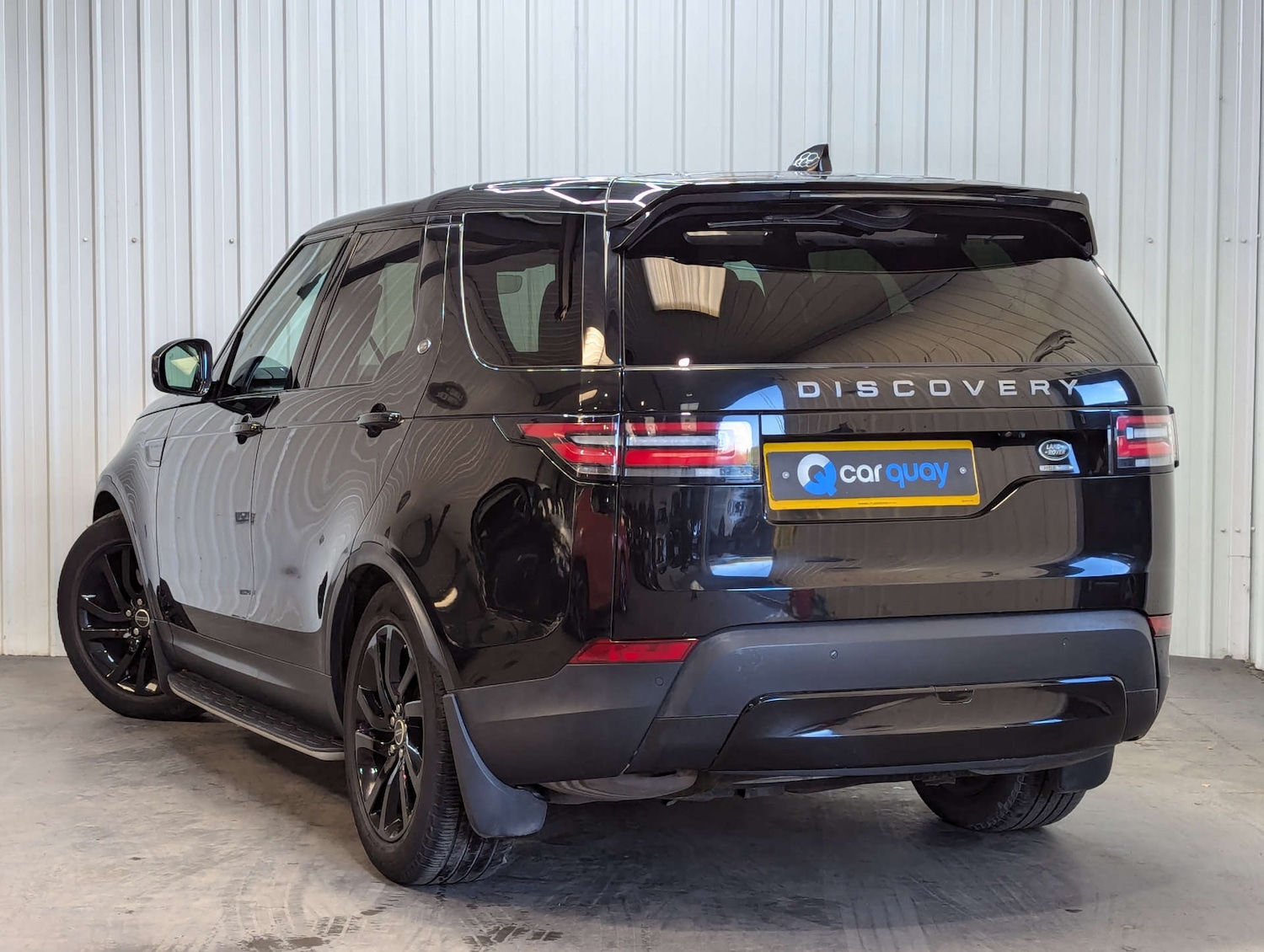 Used Land Rover Discovery 2017 for sale - 77195905: Photo 11