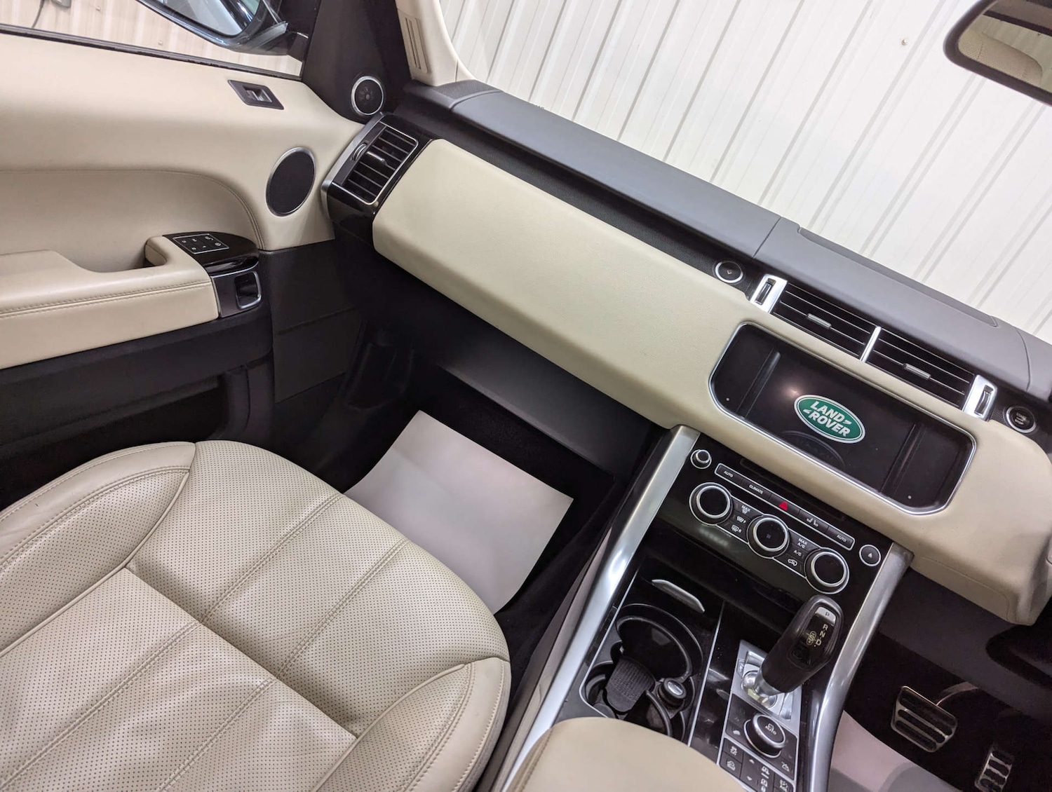 Used Land Rover Range Rover Sport 2016 for sale - 77676607: Photo 45