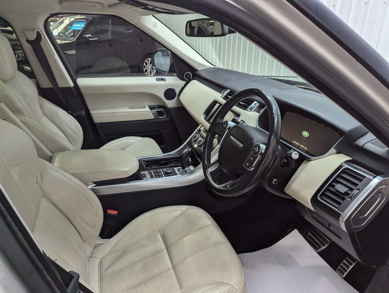 Used Land Rover Range Rover Sport 2016 for sale - 77676607: Photo 49