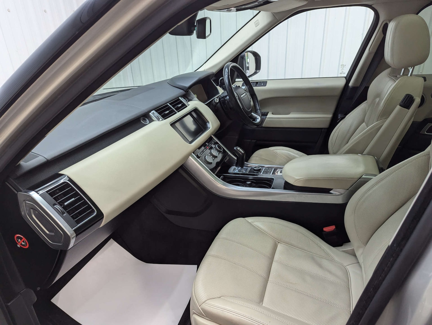 Used Land Rover Range Rover Sport 2016 for sale - 77676607: Photo 54