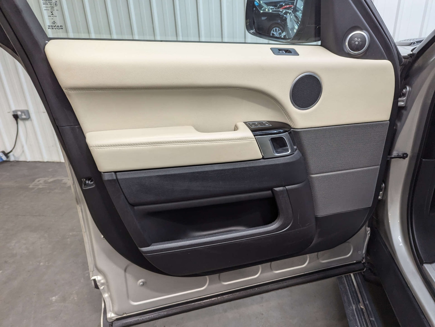 Used Land Rover Range Rover Sport 2016 for sale - 77676607: Photo 59