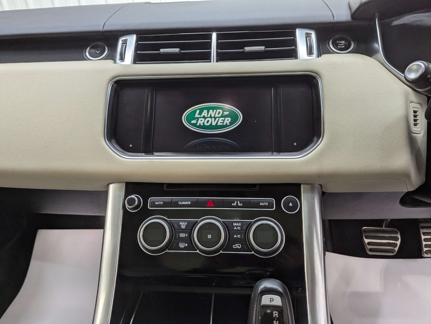Used Land Rover Range Rover Sport 2016 for sale - 77676607: Photo 83