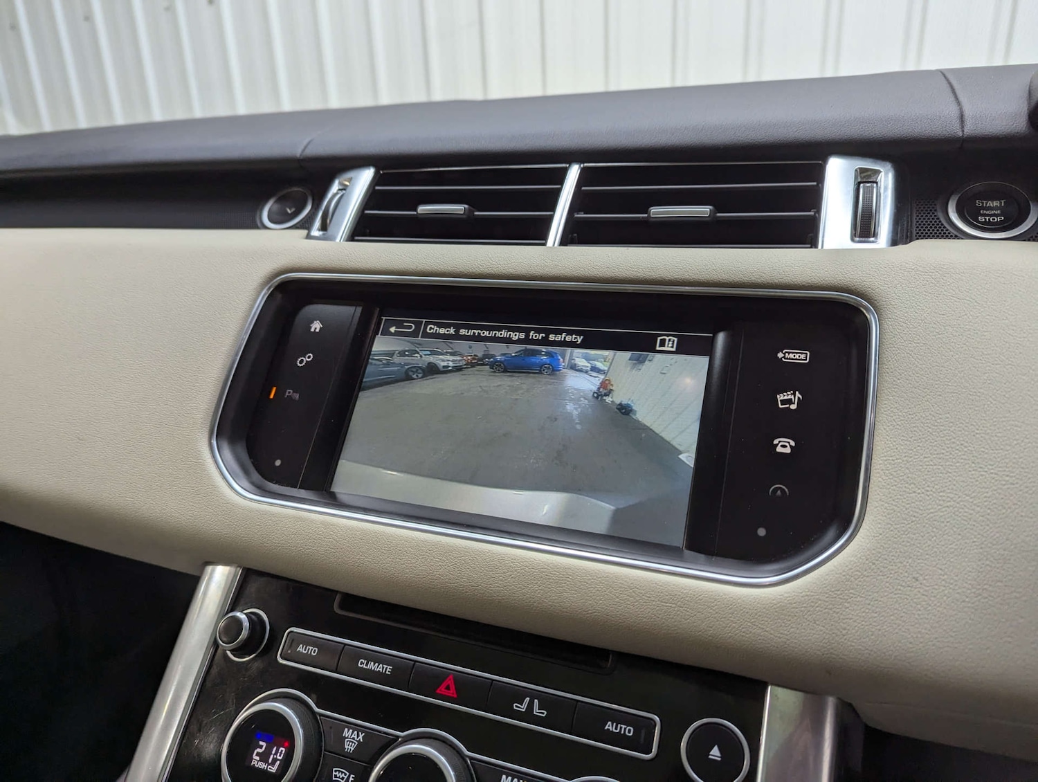 Used Land Rover Range Rover Sport 2016 for sale - 77676607: Photo 87