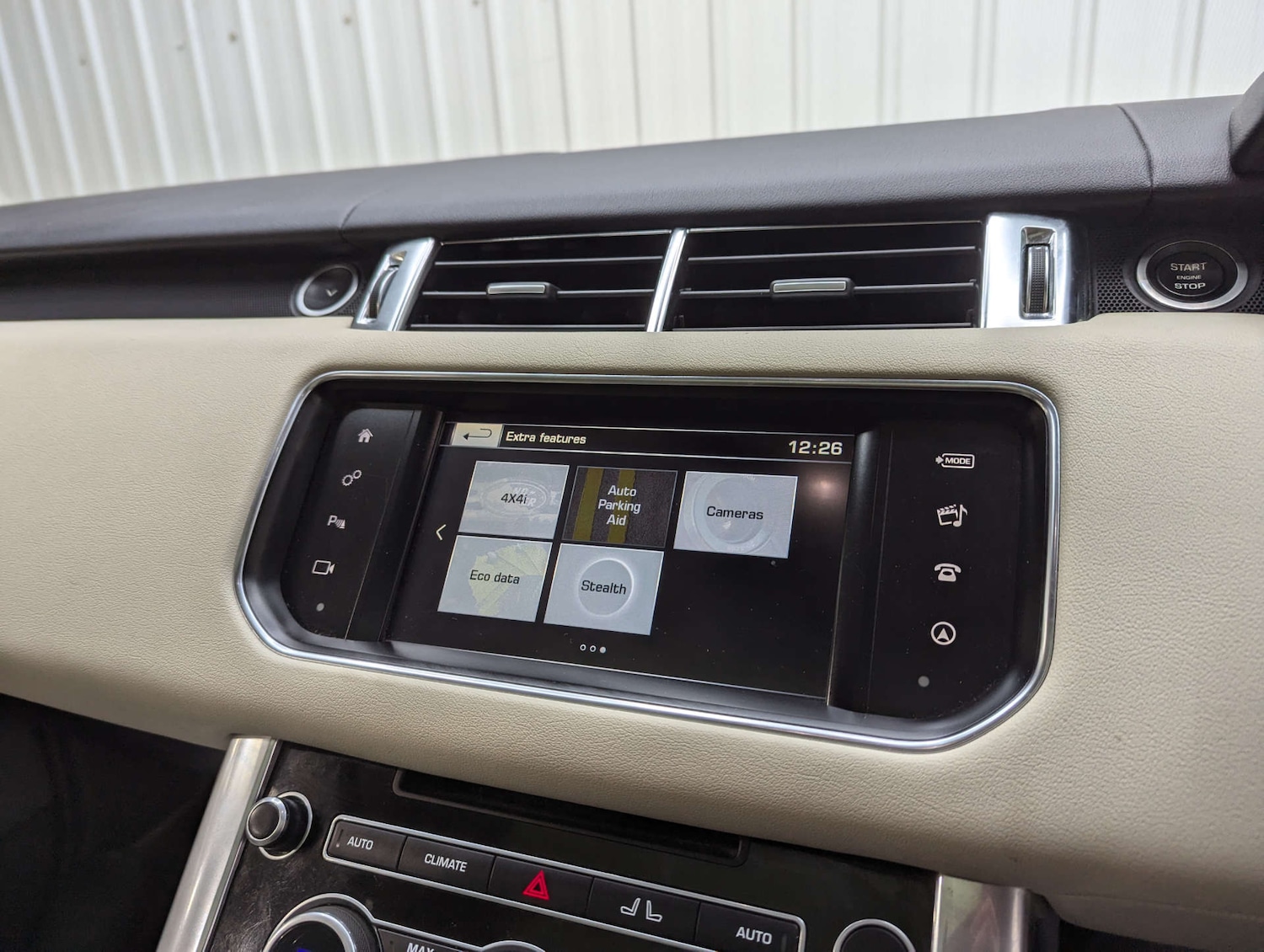 Used Land Rover Range Rover Sport 2016 for sale - 77676607: Photo 90