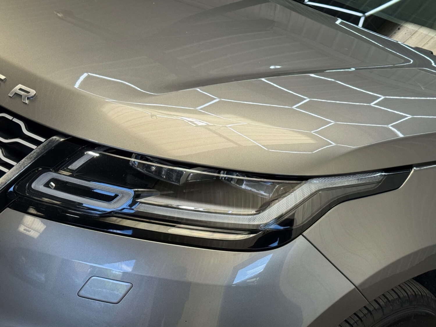 Used Land Rover Range Rover Velar 2018 for sale - 76278500: Photo 29