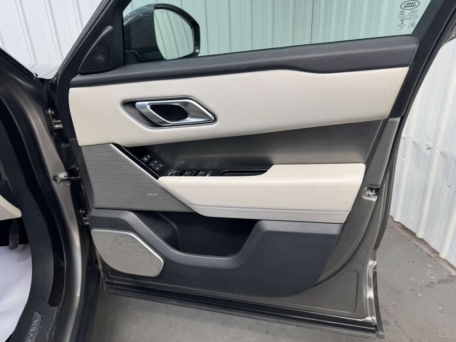 Used Land Rover Range Rover Velar 2018 for sale - 76278500: Photo 55