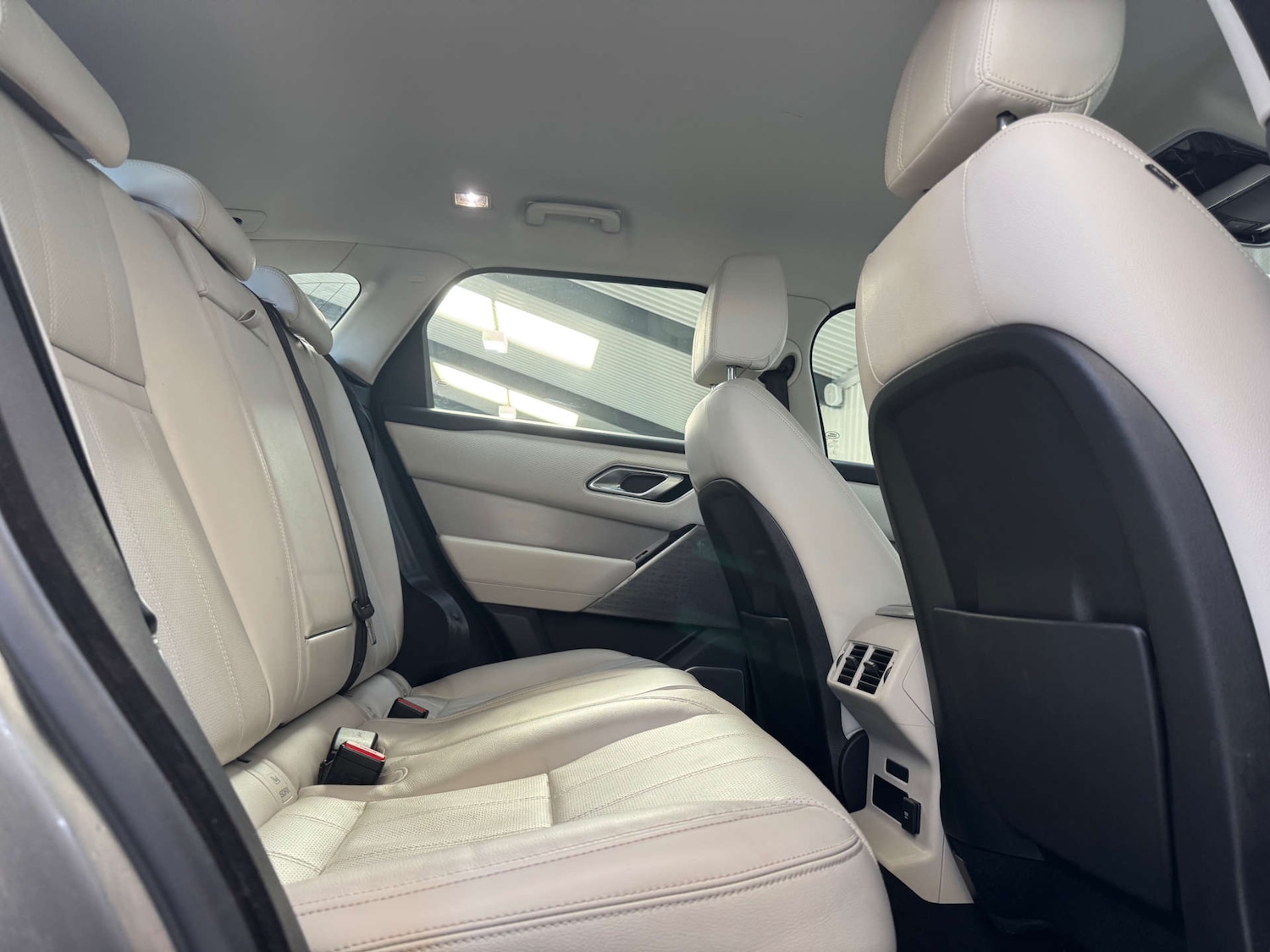 Used Land Rover Range Rover Velar 2018 for sale - 76278500: Photo 65