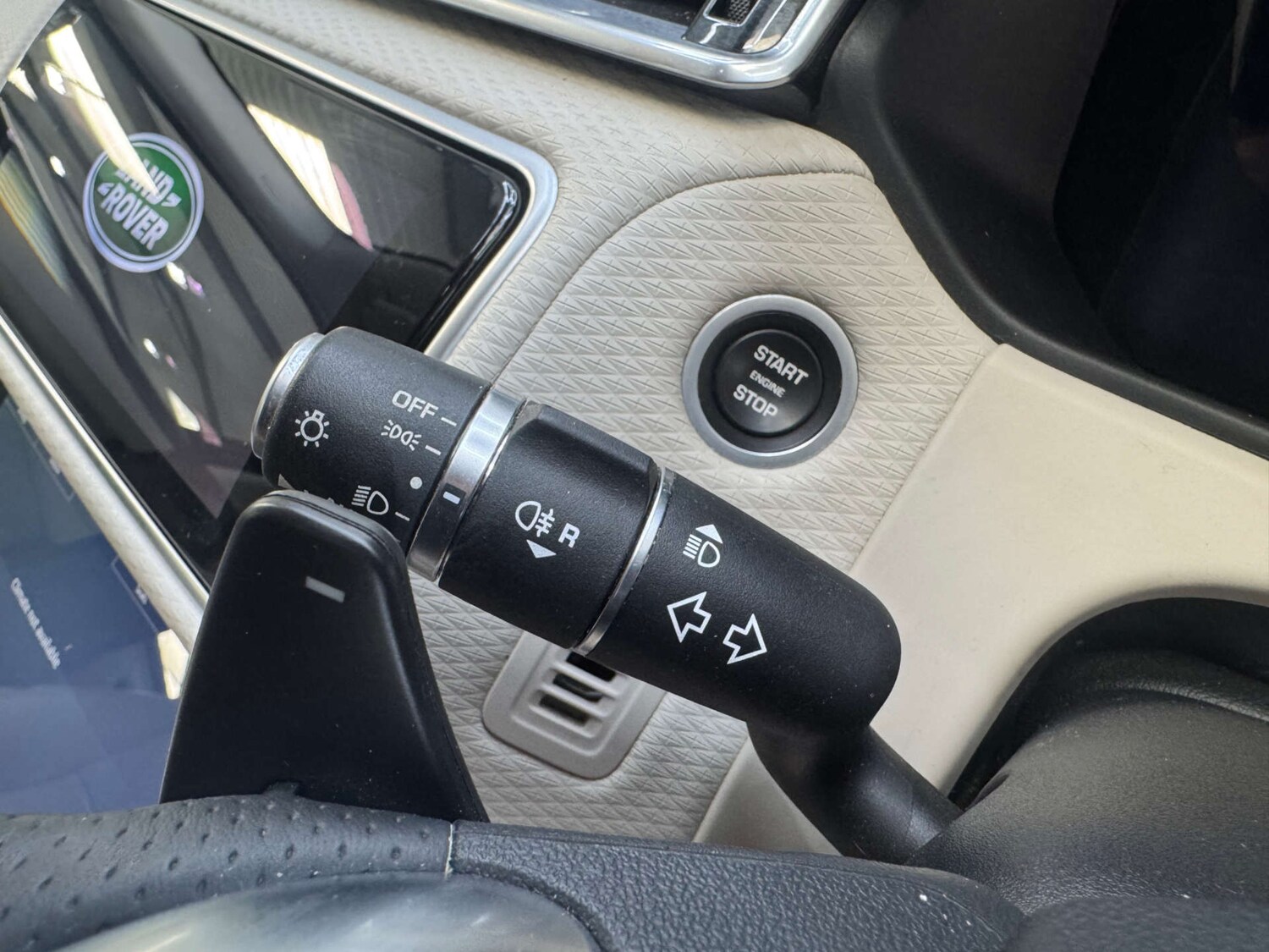 Used Land Rover Range Rover Velar 2018 for sale - 76278500: Photo 73