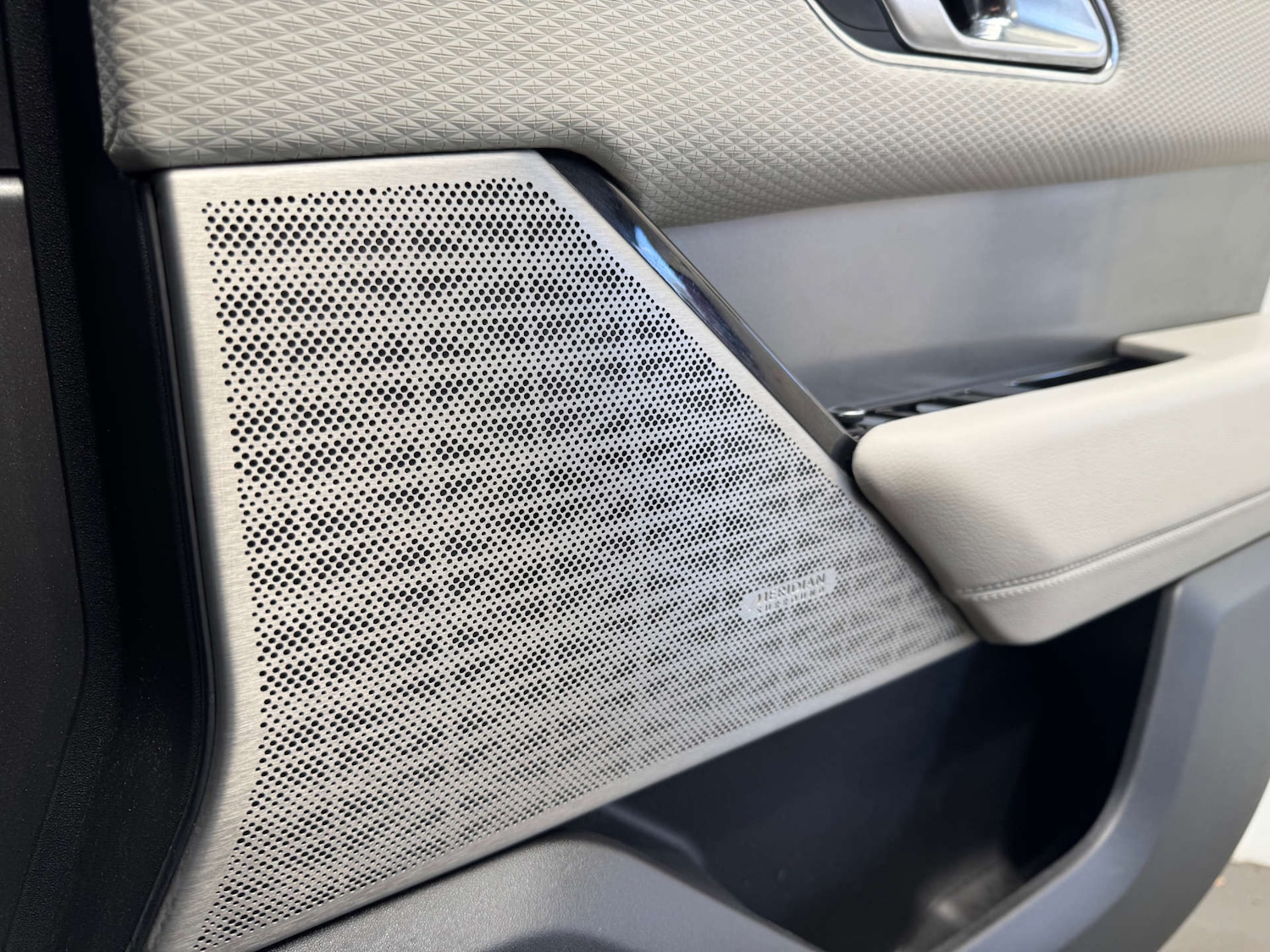 Used Land Rover Range Rover Velar 2018 for sale - 76278500: Photo 80