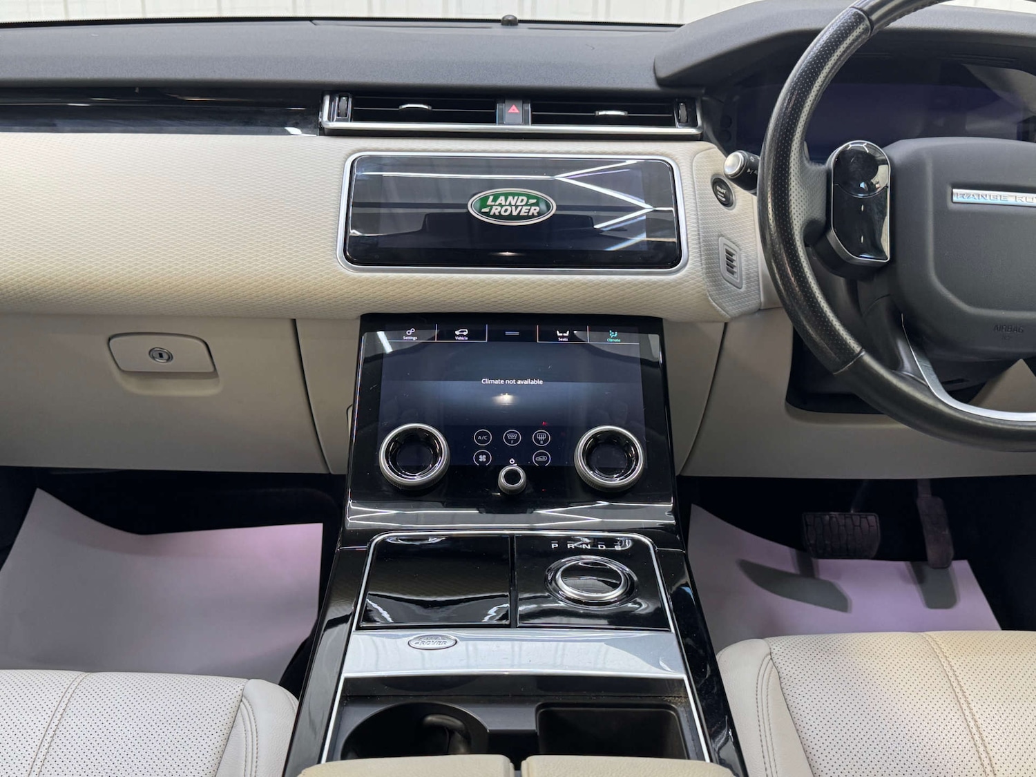 Used Land Rover Range Rover Velar 2018 for sale - 76278500: Photo 82