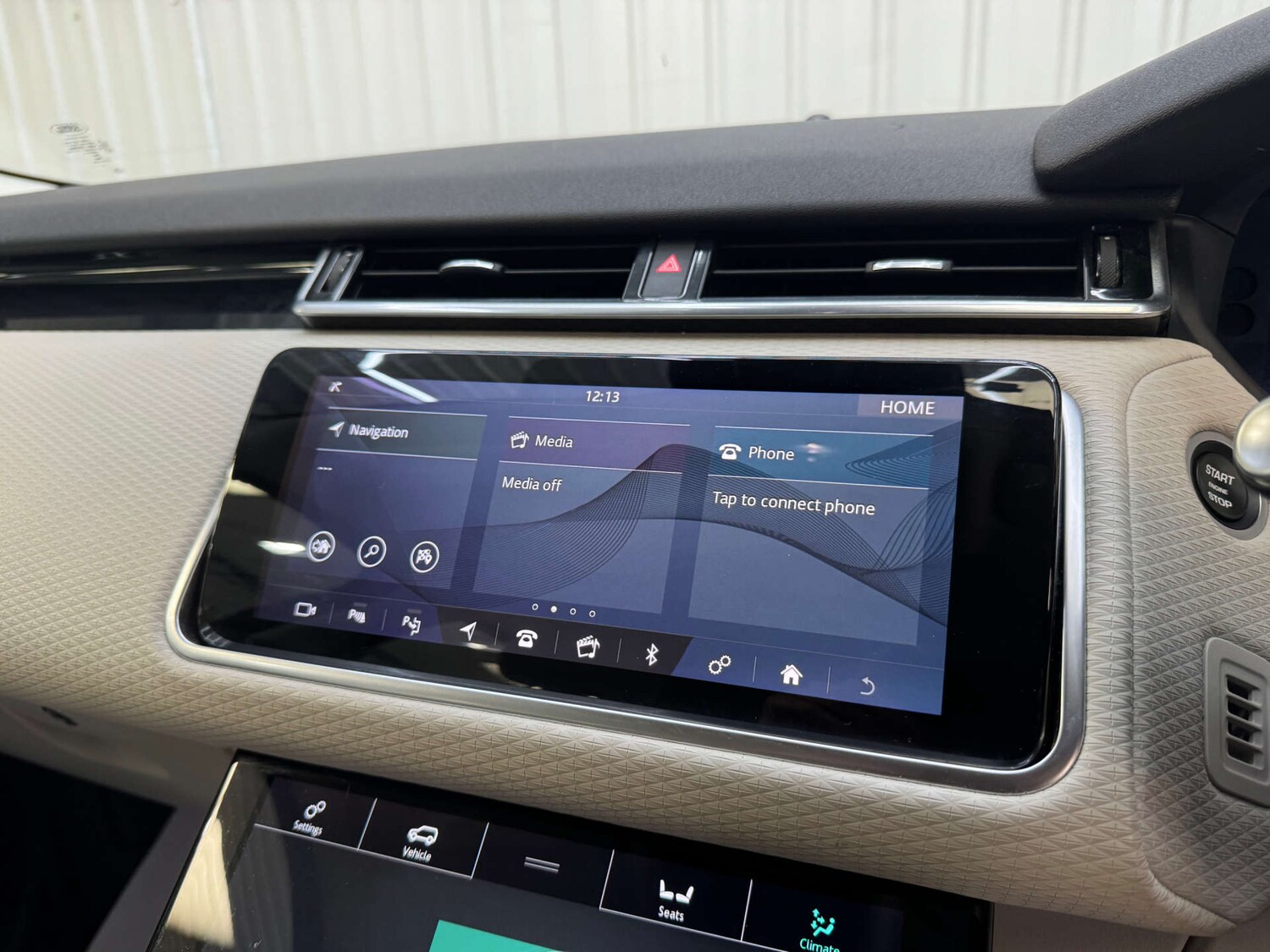 Used Land Rover Range Rover Velar 2018 for sale - 76278500: Photo 88