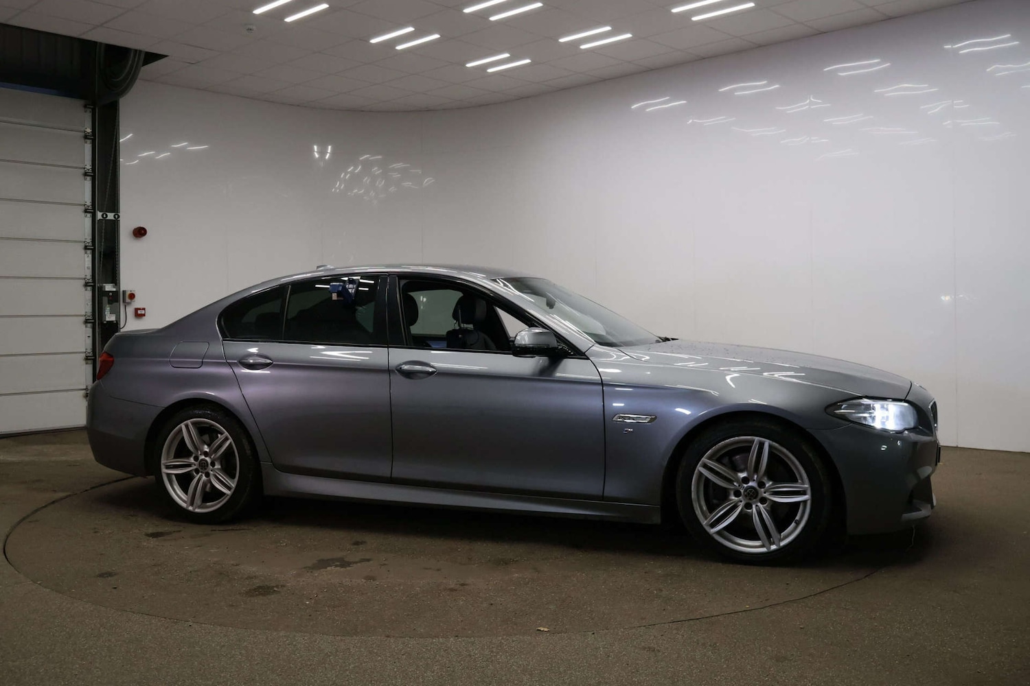 Used BMW 5 Series 2016 for sale - 76343738: Photo 7