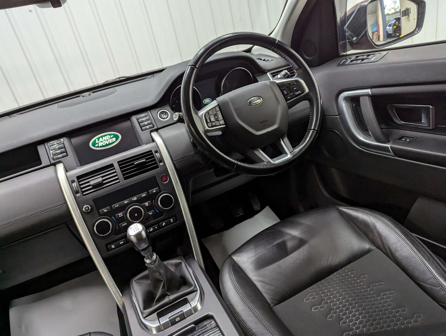 Used Land Rover Discovery Sport 2018 for sale - 76830005: Photo 49