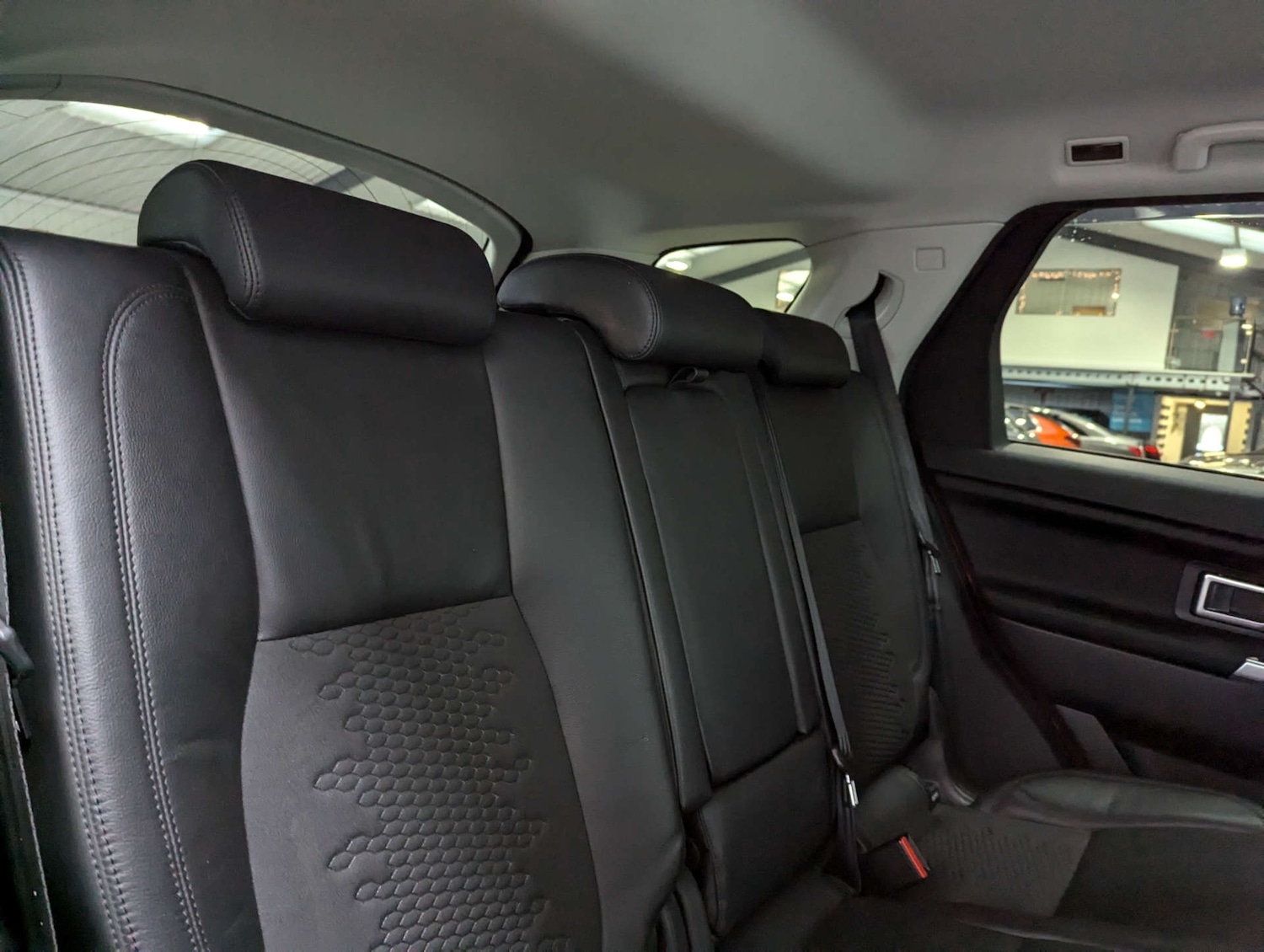 Used Land Rover Discovery Sport 2018 for sale - 76830005: Photo 64