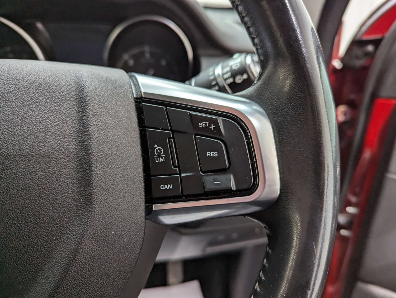 Used Land Rover Discovery Sport 2018 for sale - 76830005: Photo 77