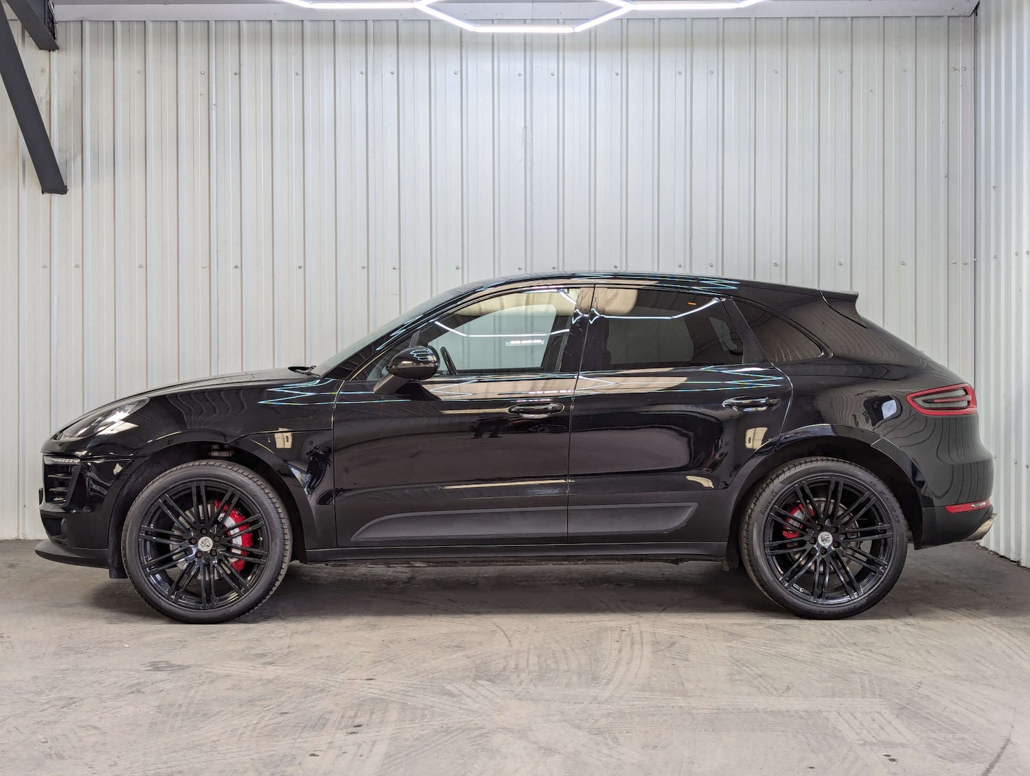 Used Porsche Macan 2017 for sale - 76005363: Photo 15