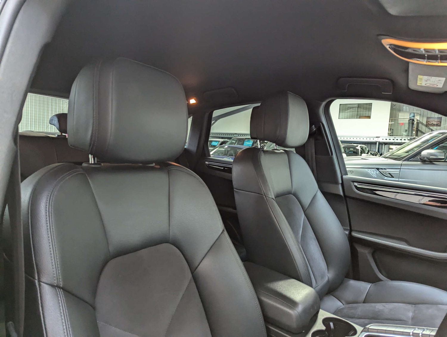 Used Porsche Macan 2017 for sale - 76005363: Photo 51