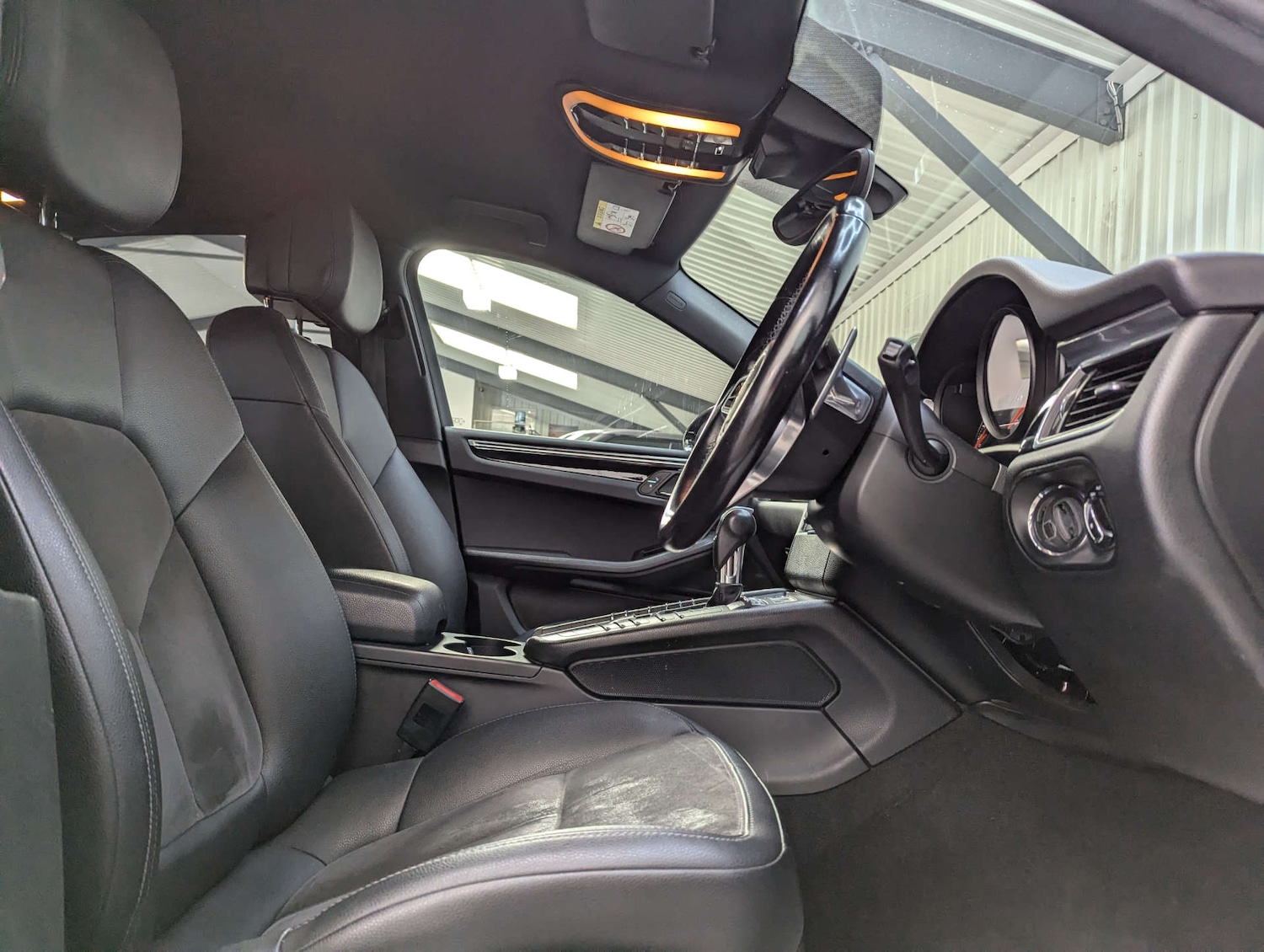 Used Porsche Macan 2017 for sale - 76005363: Photo 52